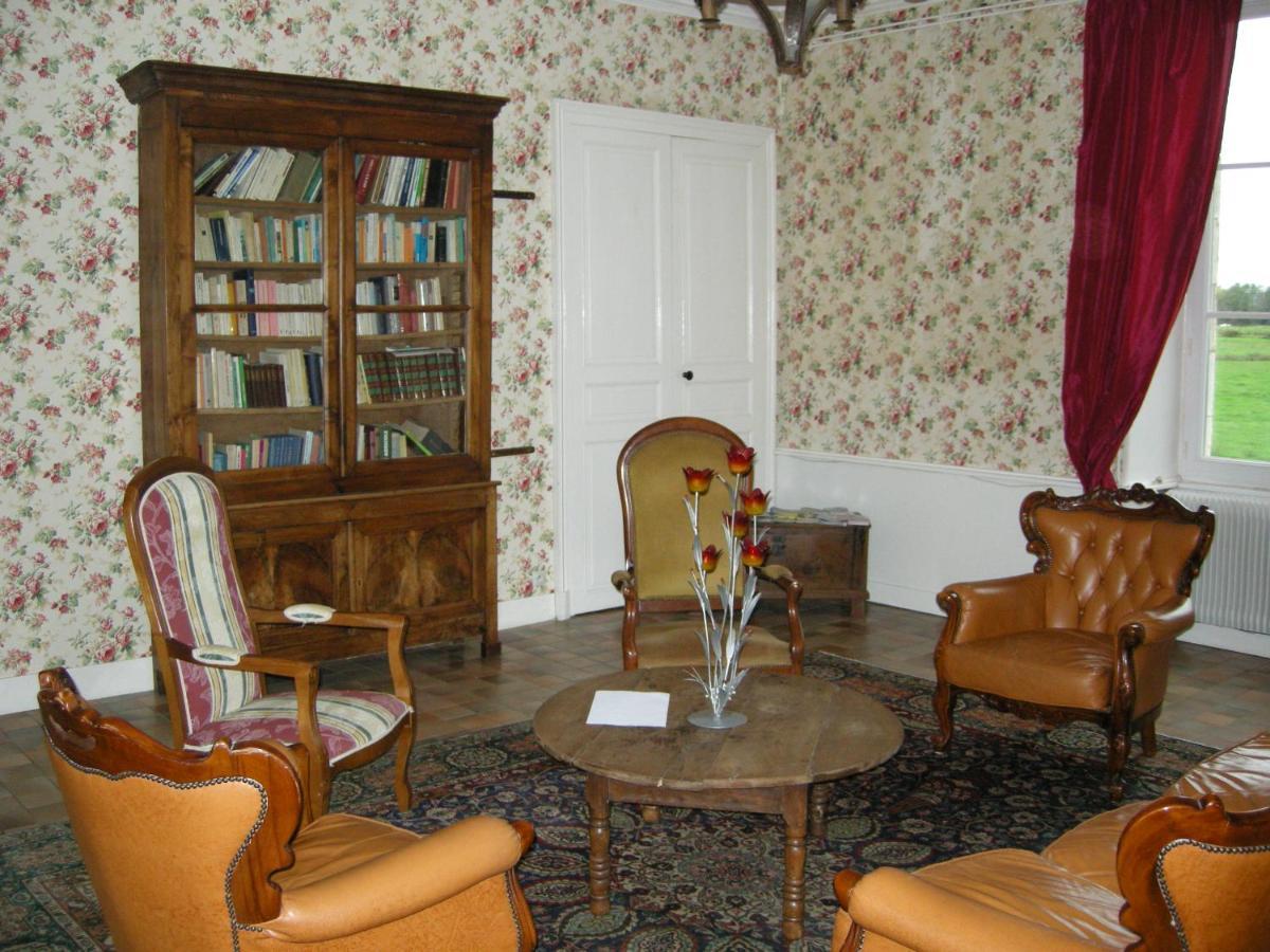 Chateau De Chavannes Tresnay Bagian luar foto