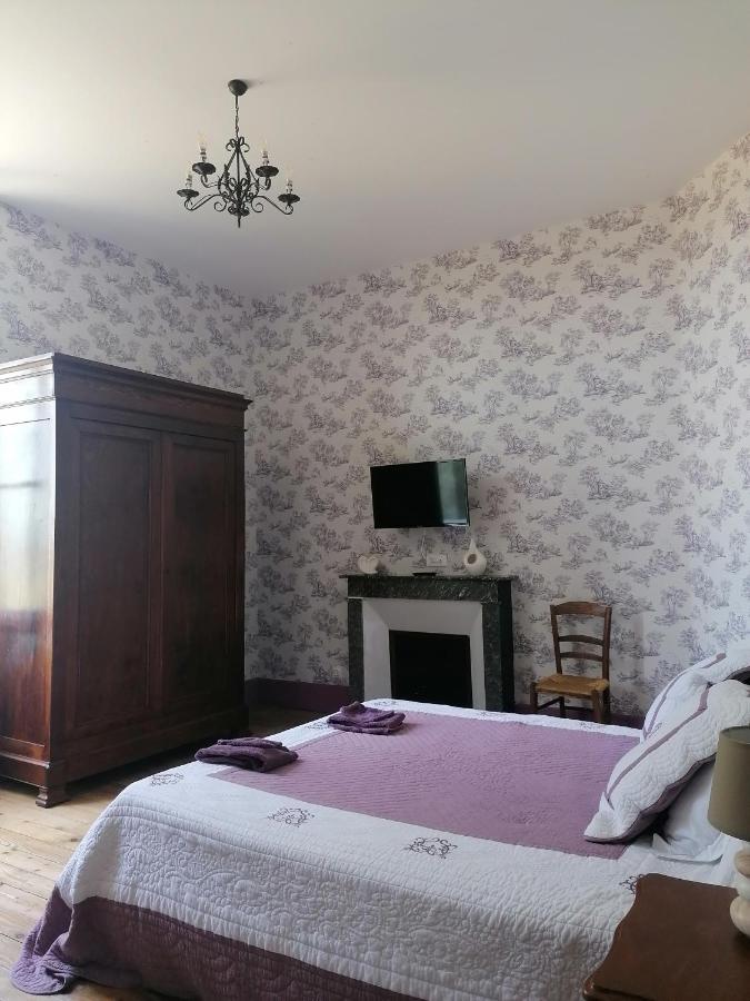 Chateau De Chavannes Tresnay Bagian luar foto